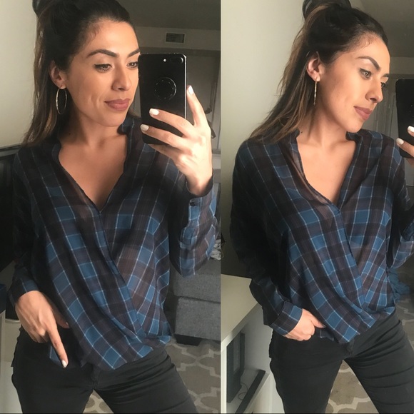 Zara Tops - Gorgeous blue Top Zara Tops - Gorgeous blue Top